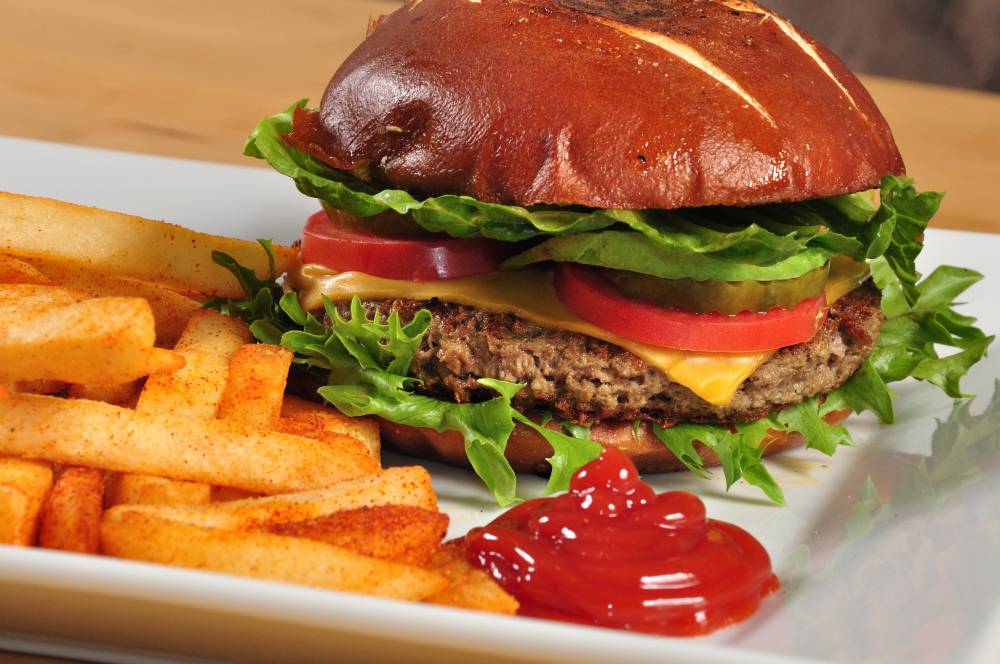 Rhythm n Wraps | restaurant | 1096 Commonwealth Avenue, Boston, MA 02134, USA | 6175664144 OR +1 617-566-4144