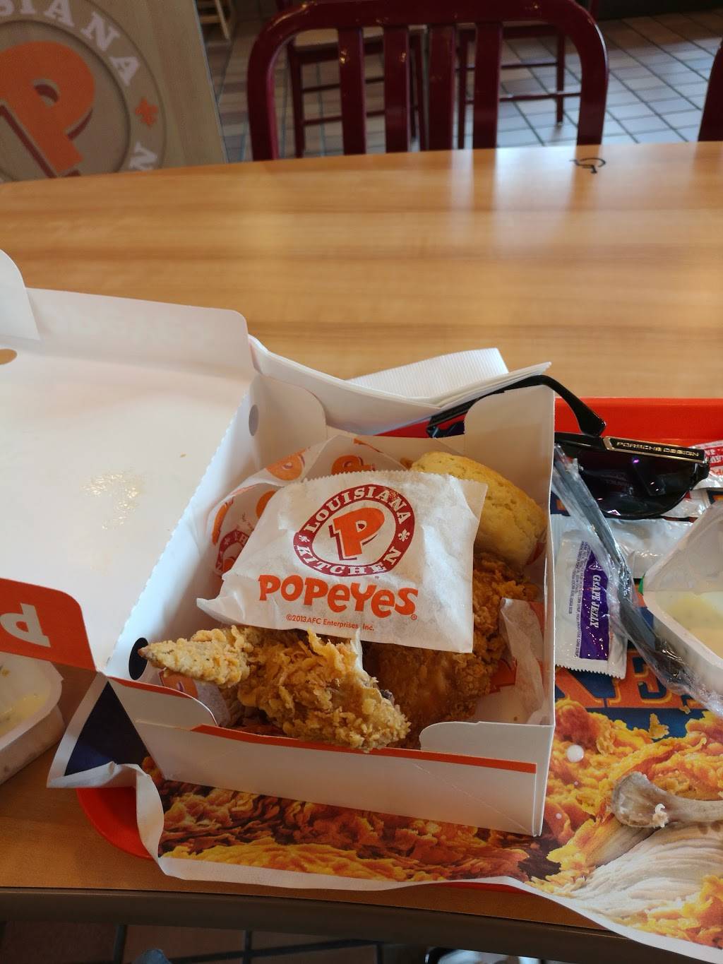 Popeyes Louisiana Kitchen | restaurant | 3200 Bladensburg Rd NE, Washington, DC 20018, USA | 2026402104 OR +1 202-640-2104