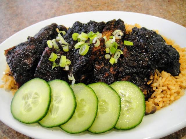Caribbean Palms | restaurant | 747 Don Mills Rd, North York, ON M3C 1T2, Canada | 4164215777 OR +1 416-421-5777