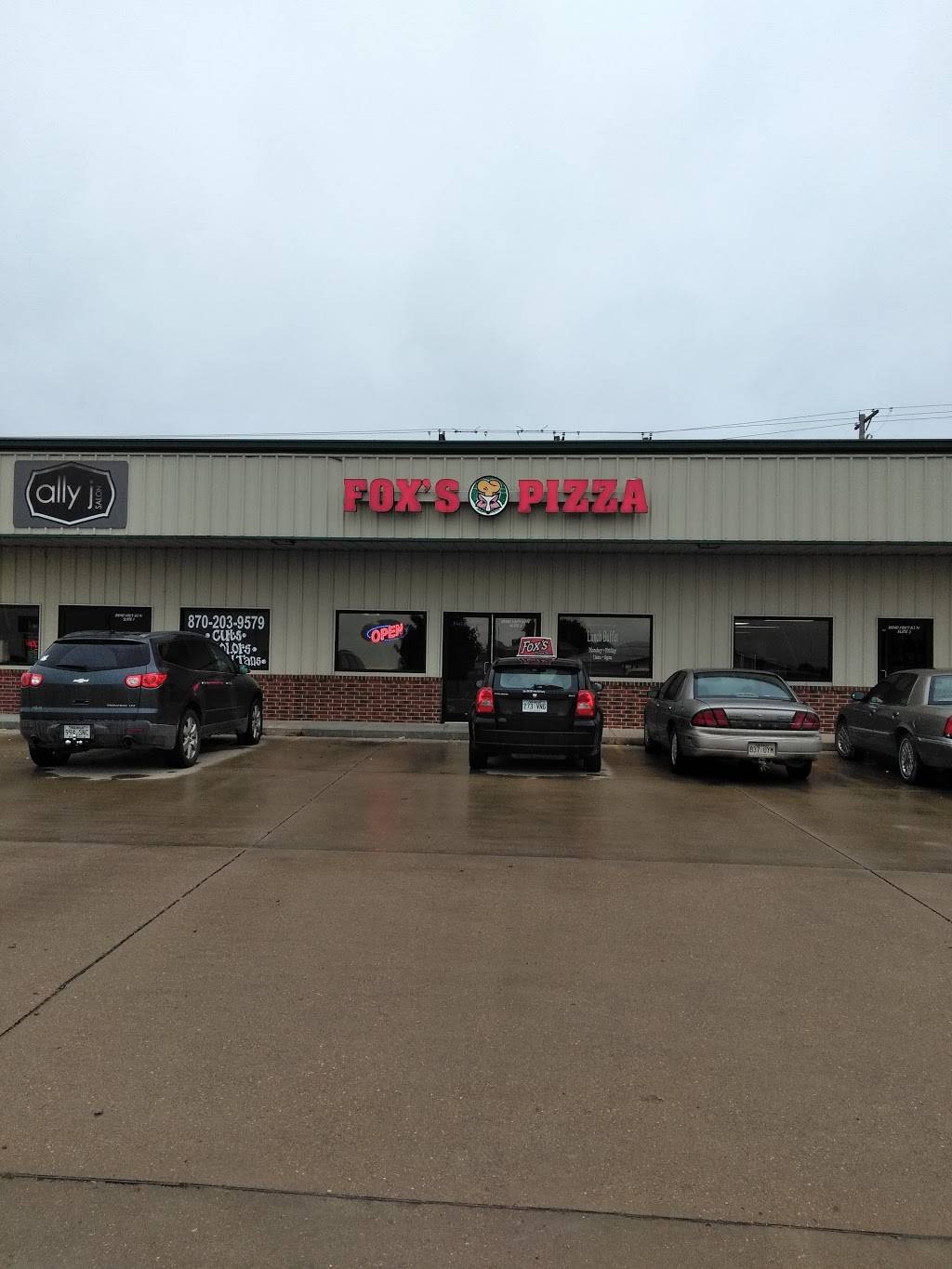 Foxs Pizza Den | meal delivery | 10040 US-63 BUS #2, Bono, AR 72416, USA | 8702689797 OR +1 870-268-9797