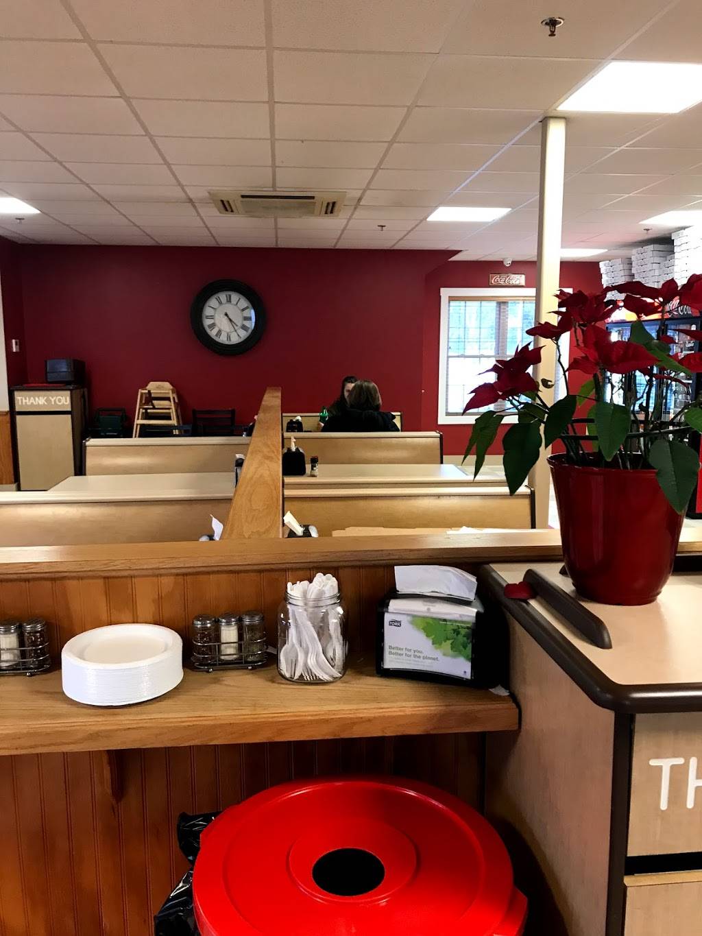 Nik & Charlies Pizzeria | restaurant | 437 Portsmouth Ave, Greenland, NH 03840, USA | 6033738328 OR +1 603-373-8328