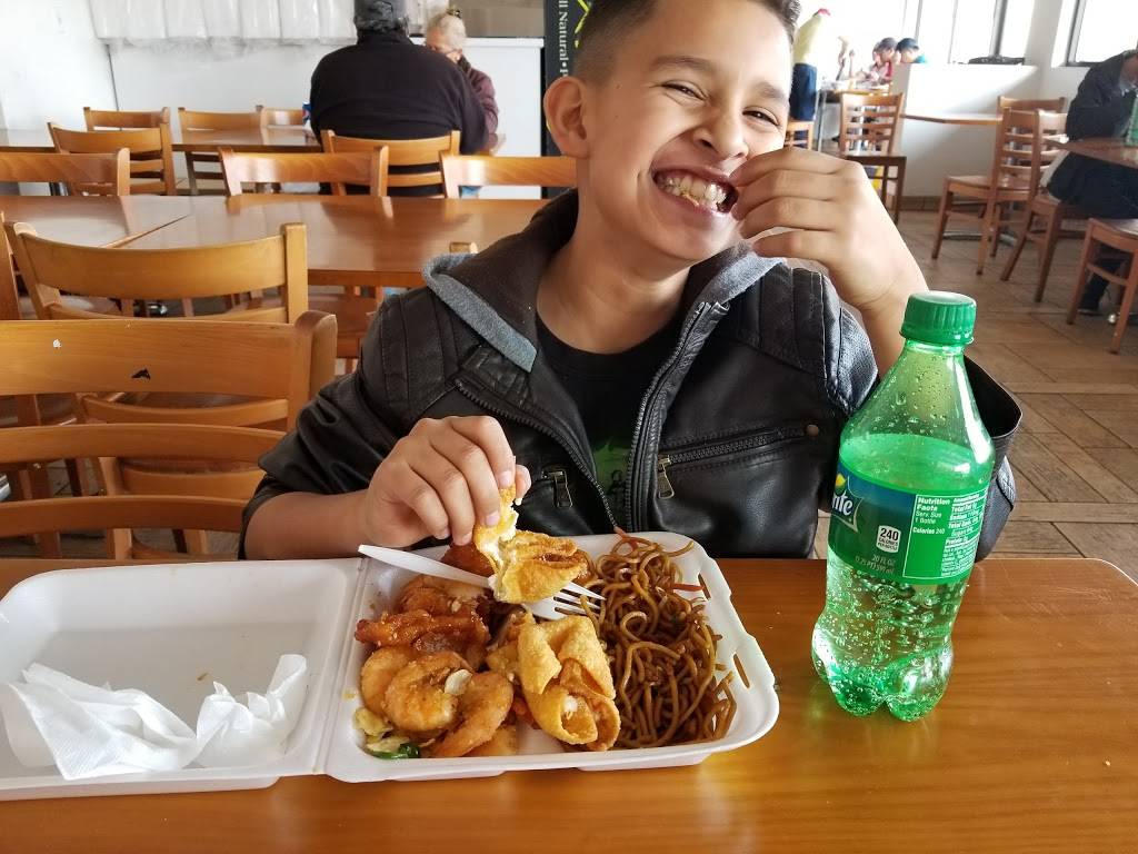 Hoongs Kitchen | restaurant | 881 S Federal Blvd, Denver, CO 80219, USA | 3039364753 OR +1 303-936-4753