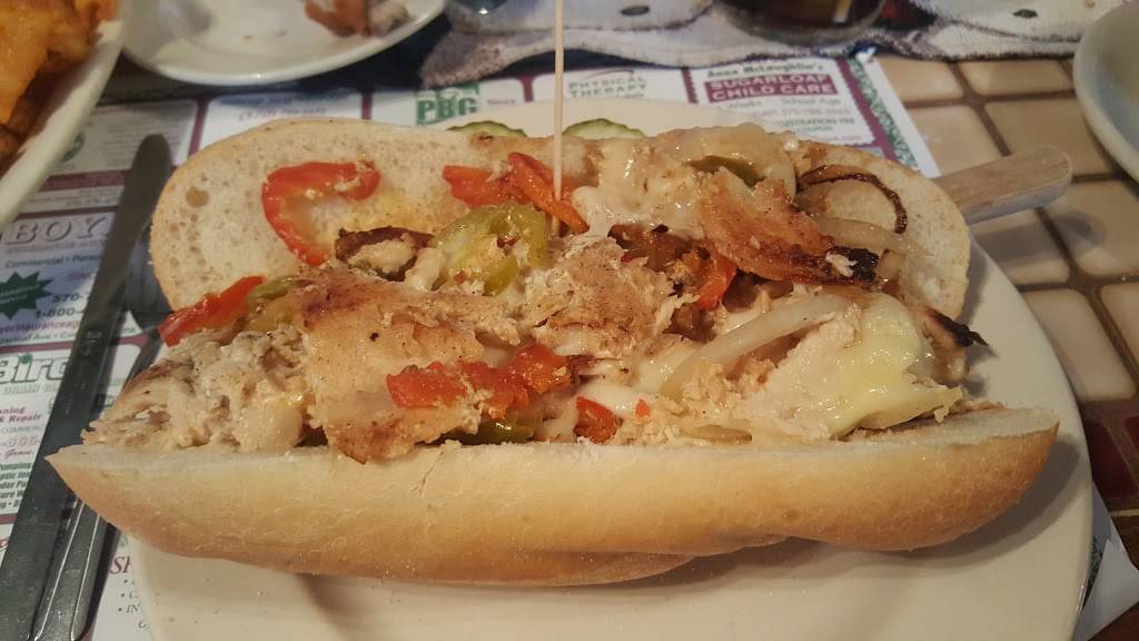 Sally Pursells Country Inn | restaurant | 891 W County Rd, Sugarloaf, PA 18249, USA | 5703843478 OR +1 570-384-3478