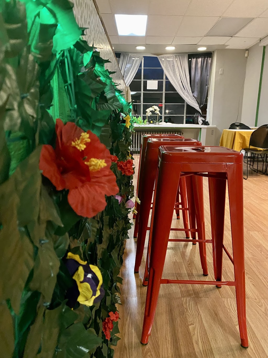Baby Vegan Cafe | restaurant | 7357 Brookcrest Dr, Cincinnati, OH 45237, USA | 5134289193 OR +1 513-428-9193
