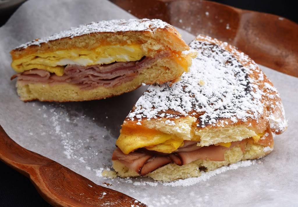 De Azúcar Bakery | bakery | 2781 Wrights Rd #1225, Oviedo, FL 32765, USA | 3219721924 OR +1 321-972-1924