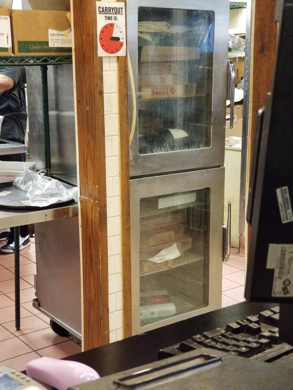 Pizza Hut | restaurant | 4925 W North Ave, Chicago, IL 60639, USA | 7734893969 OR +1 773-489-3969