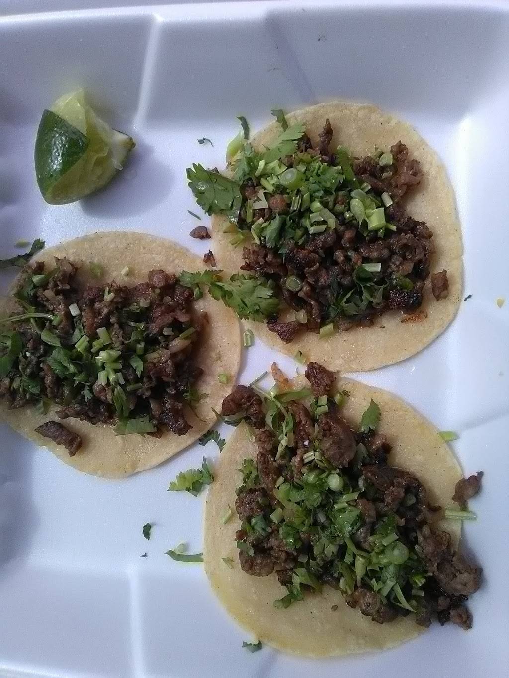 Los Chilangos Taco Truck | meal takeaway | 3911 Sullivant Ave, Columbus, OH 43228, USA | 6145997365 OR +1 614-599-7365