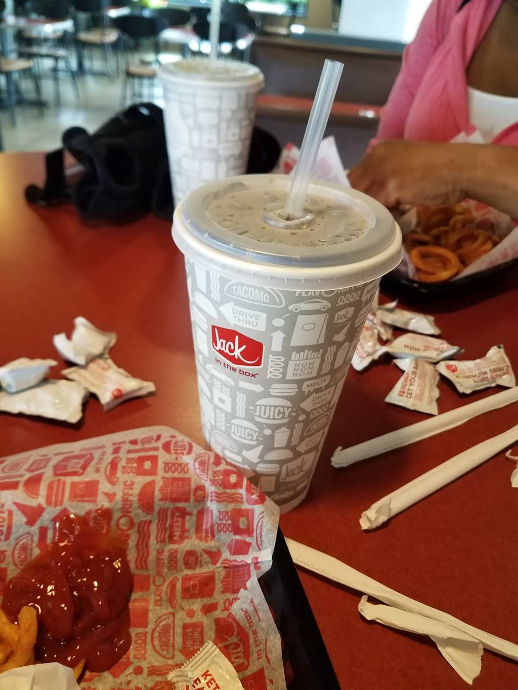 Jack in the Box | restaurant | 1810 S 272nd St, Des Moines, WA 98198, USA | 2539415958 OR +1 253-941-5958