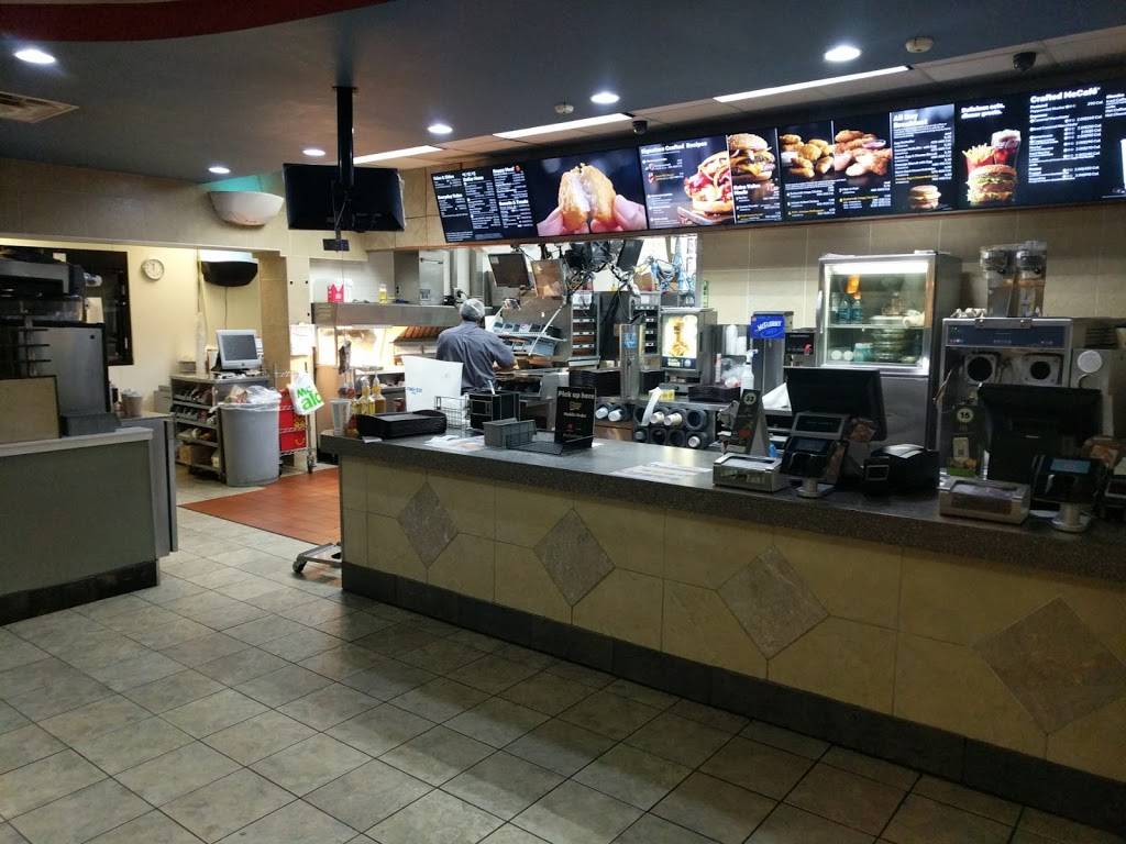 McDonalds | cafe | 17 E 3300 S St, Salt Lake City, UT 84115, USA | 3852671179 OR +1 385-267-1179