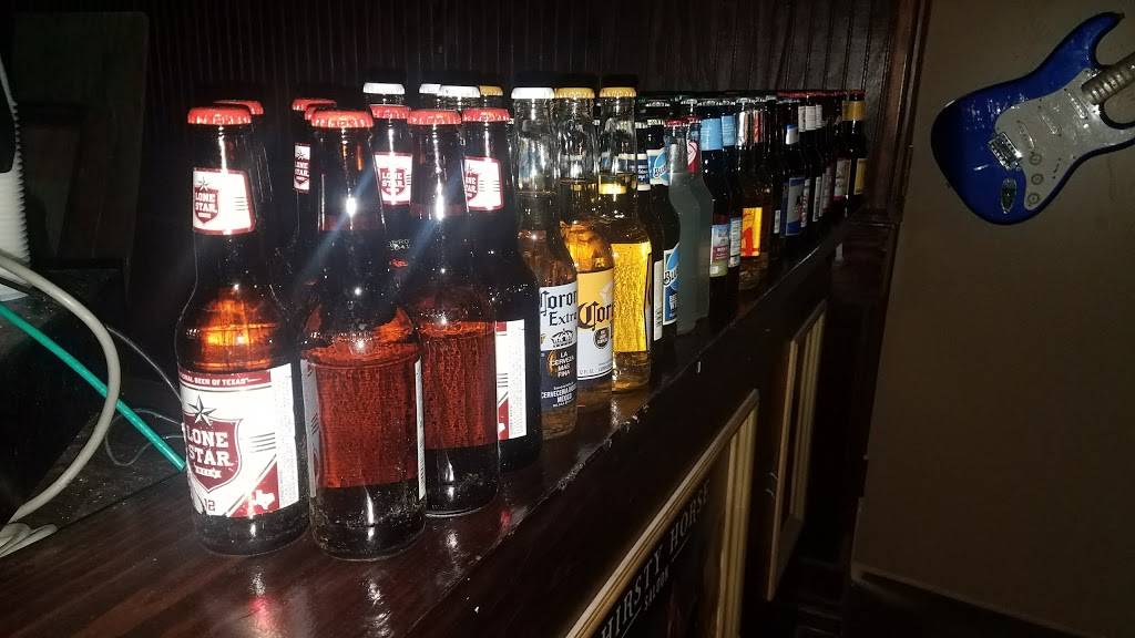 Thirsty Horse Dance Hall & Saloon | restaurant | 2335 NW Military Hwy, San Antonio, TX 78231, USA | 2103481513 OR +1 210-348-1513