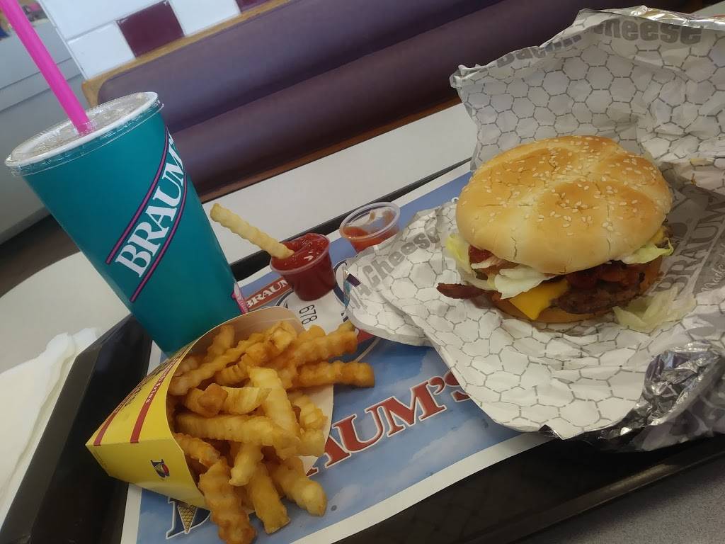 Braums Ice Cream & Burger Restaurant | restaurant | 400 E Robinson St, Norman, OK 73071, USA | 4053213431 OR +1 405-321-3431