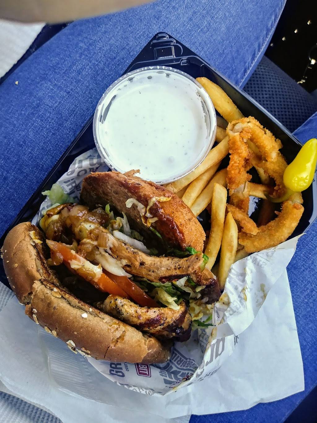 The Habit Burger Grill | restaurant | 12560 Day St a, Moreno Valley, CA 92553, USA | 9514554340 OR +1 951-455-4340