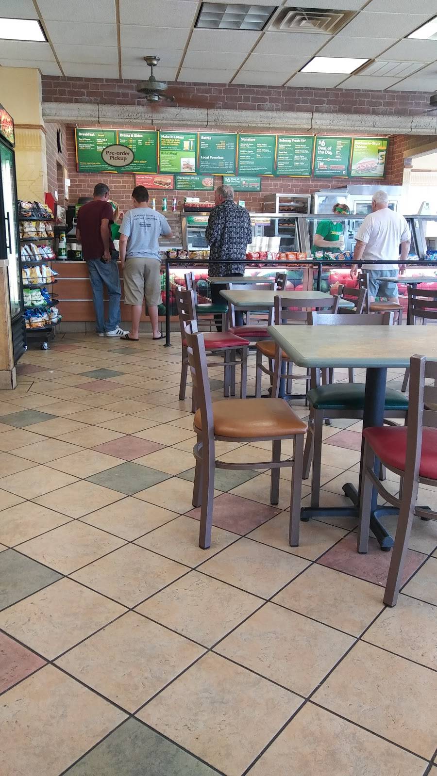 Subway Restaurants | restaurant | 5406 A Gall Blvd Hwy 301, Zephyrhills, FL 33542, USA | 8137821381 OR +1 813-782-1381