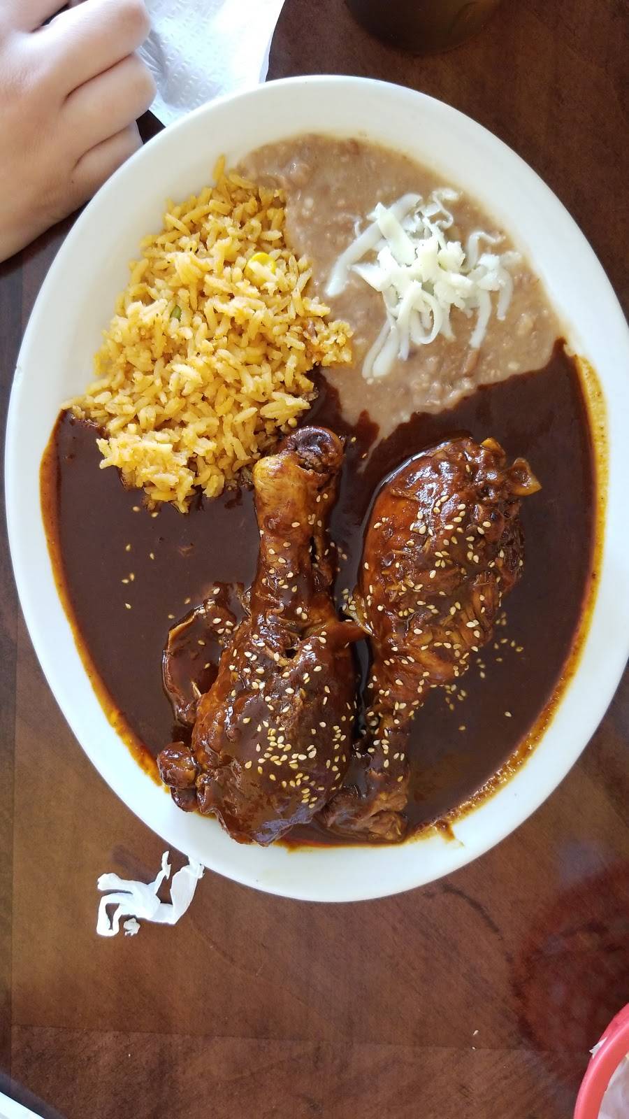 La Esquinita Taqueria | restaurant | 6924 W Grand Ave, Chicago, IL 60707, USA | 7734174198 OR +1 773-417-4198