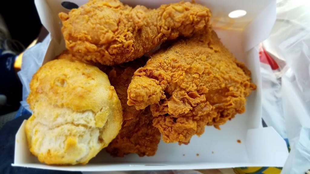 Churchs Chicken | restaurant | 5325 S Figueroa St, Los Angeles, CA 90037, USA | 3232325374 OR +1 323-232-5374