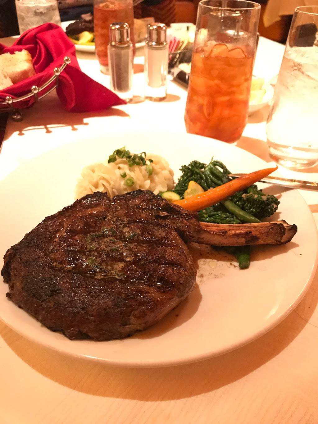 Western Village Steakhouse | restaurant | 815 Nichols Blvd, Sparks, NV 89434, USA | 7753311069 OR +1 775-331-1069