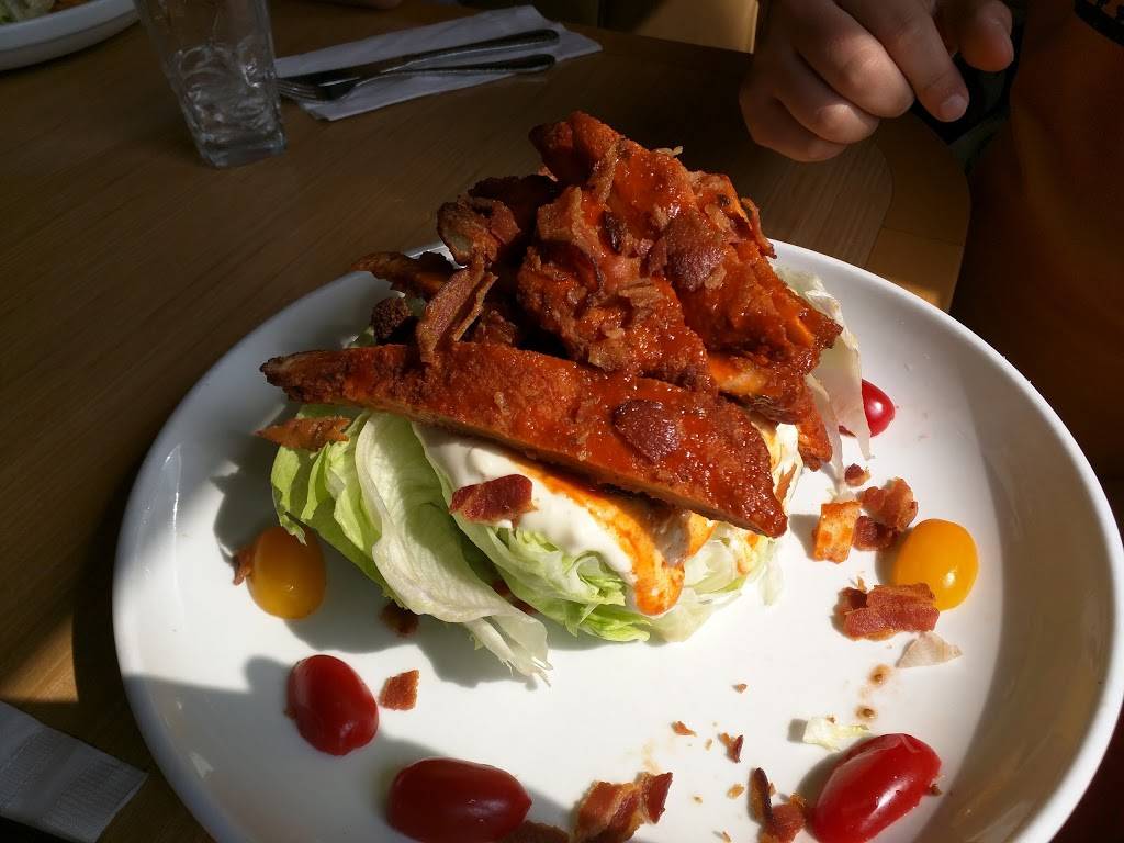 Candlewyck Diner | restaurant | 179 Paterson Ave, East Rutherford, NJ 07073, USA | 2019334446 OR +1 201-933-4446