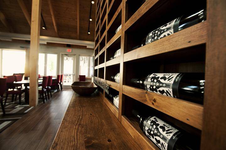 Black Dog Bistro | restaurant | 5540 Manotick Main St, Manotick, ON K4M 1A6, Canada | 6136923779 OR +1 613-692-3779