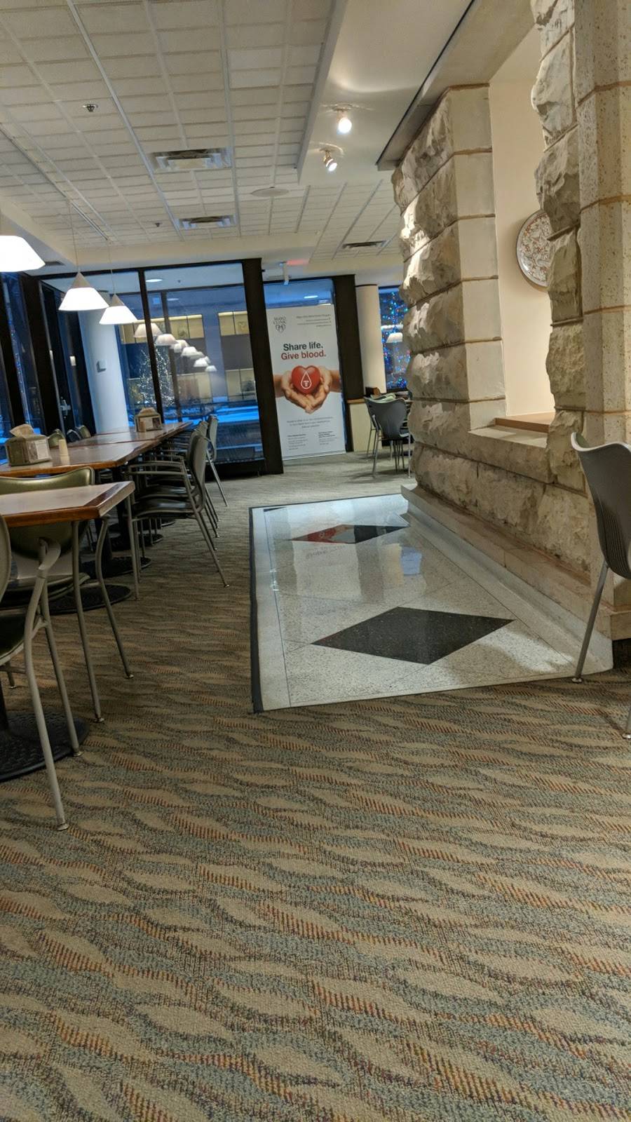 St. Marys Hospital: Cafeteria | restaurant | 1216 2nd St SW, Rochester, MN 55902, USA | 5072842511 OR +1 507-284-2511