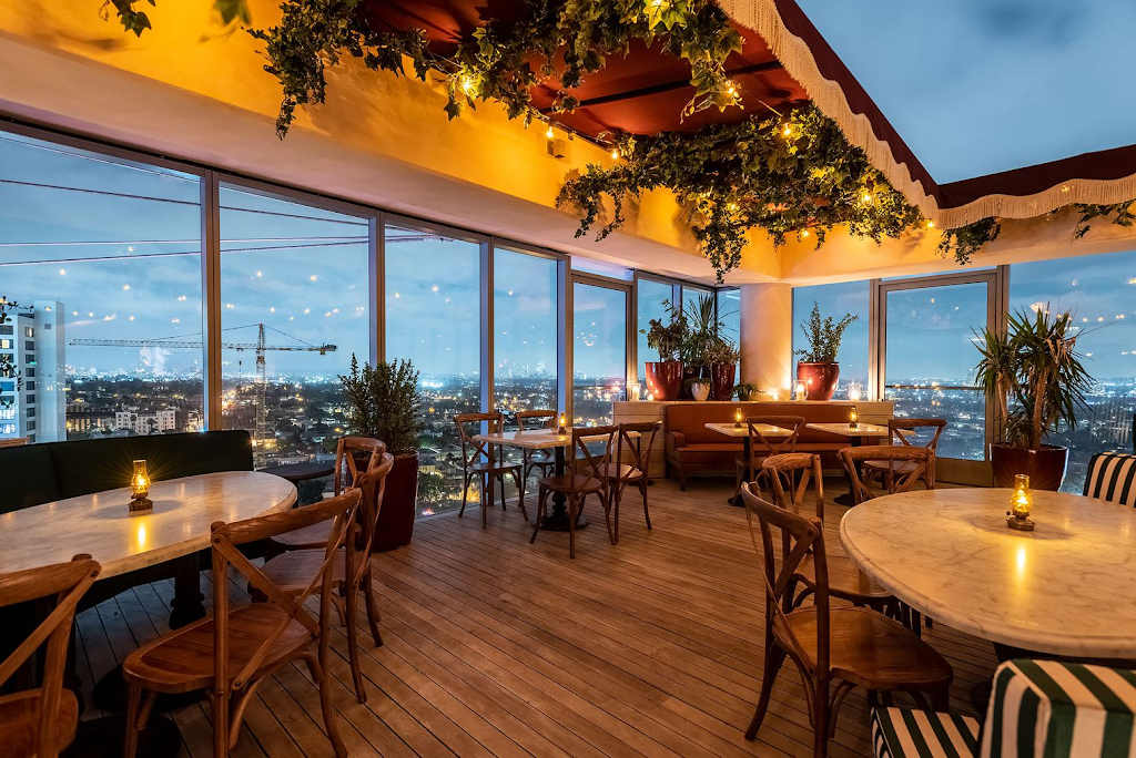 Harriets | restaurant | 8490 Sunset Blvd, West Hollywood, CA 90069, USA | 4242811860 OR +1 424-281-1860