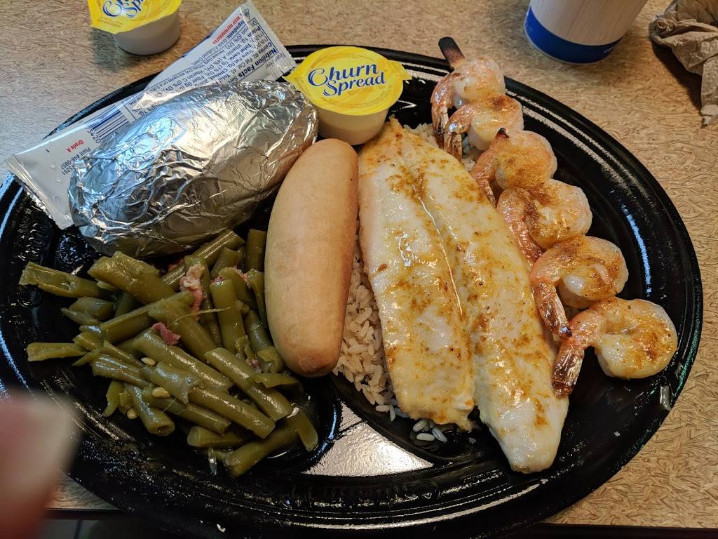 Captain Ds | restaurant | 107 W General Screven Way, Hinesville, GA 31313, USA | 9128767995 OR +1 912-876-7995