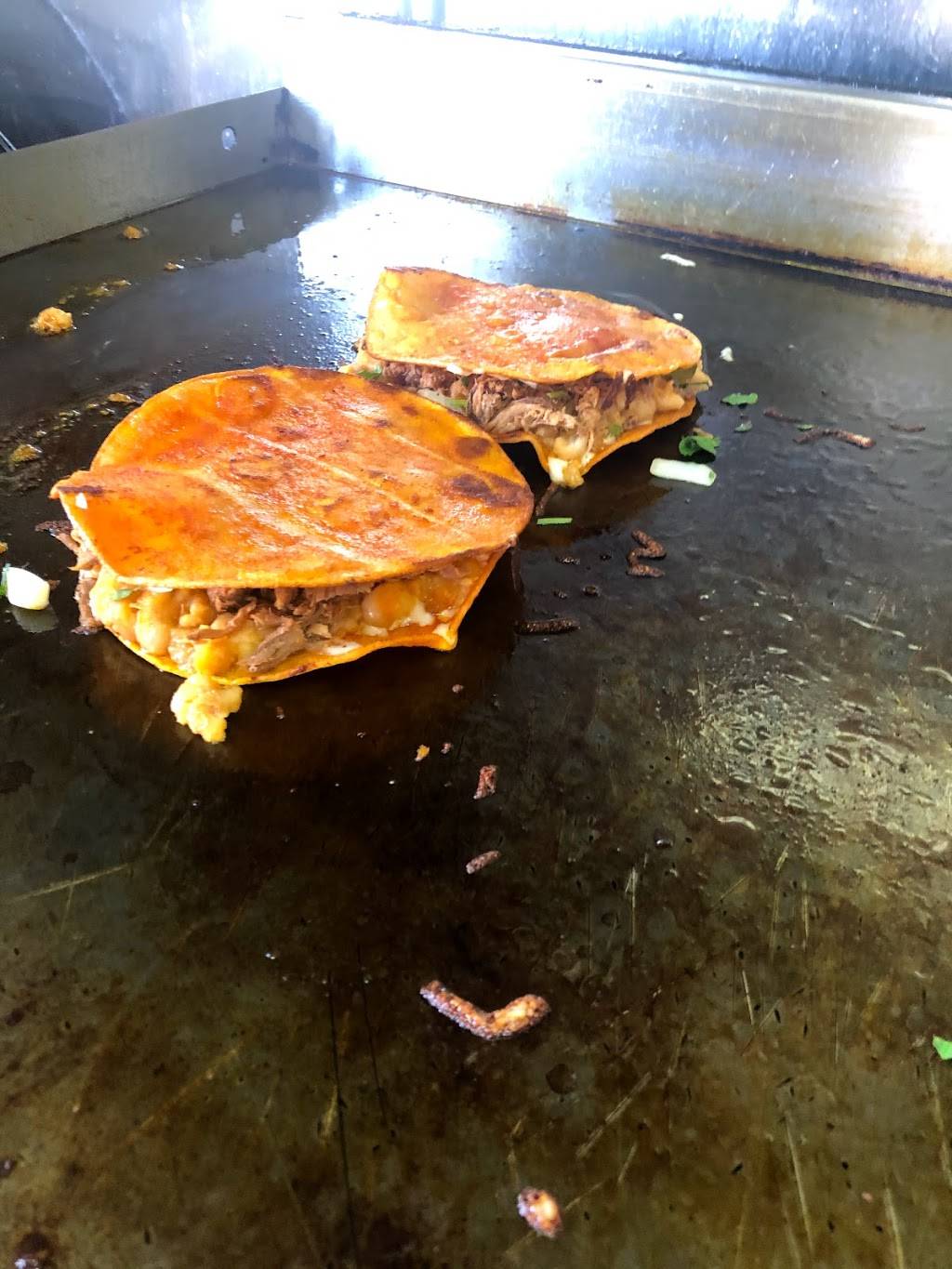 El Taco Rojo Birrieria | restaurant | 500 S Union Ave, Bakersfield, CA 93307, USA | 6614904035 OR +1 661-490-4035