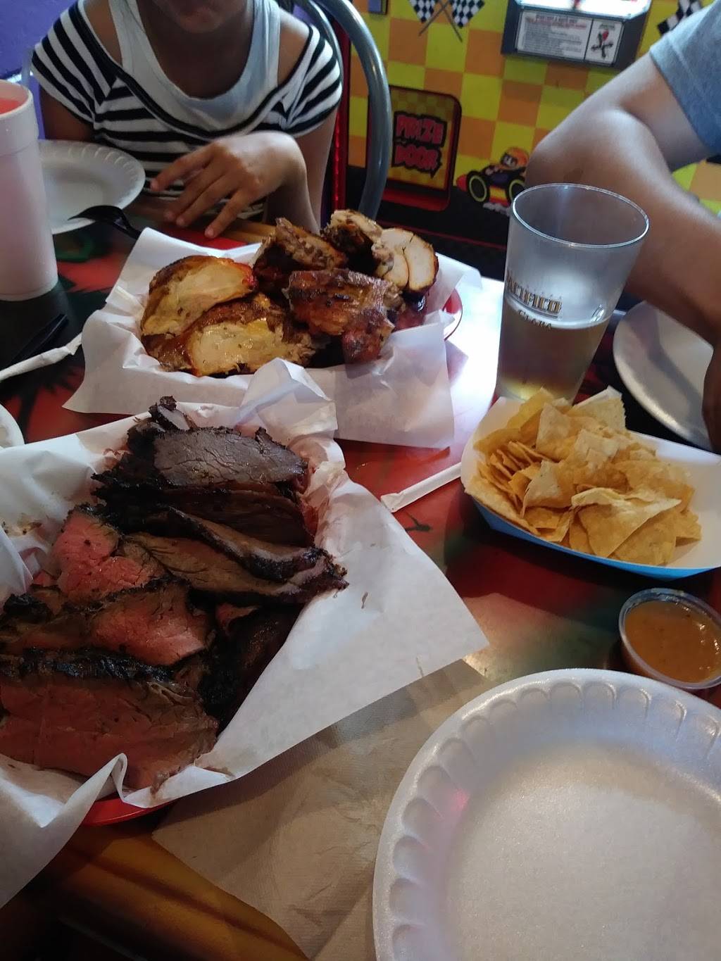 Chuys Simi East | restaurant | 5840 E Los Angeles Ave, Simi Valley, CA 93063, USA | 8055207424 OR +1 805-520-7424