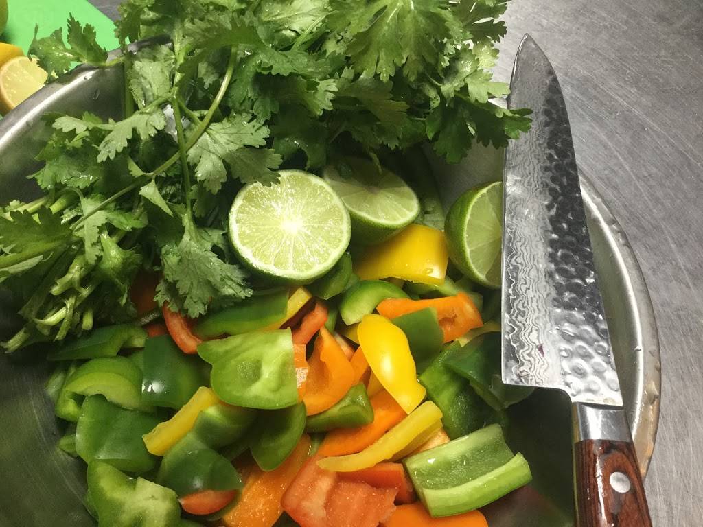 Rods Rockin Rolls | restaurant | 327 Main St, Ducktown, TN 37326, USA | 4237615000 OR +1 423-761-5000