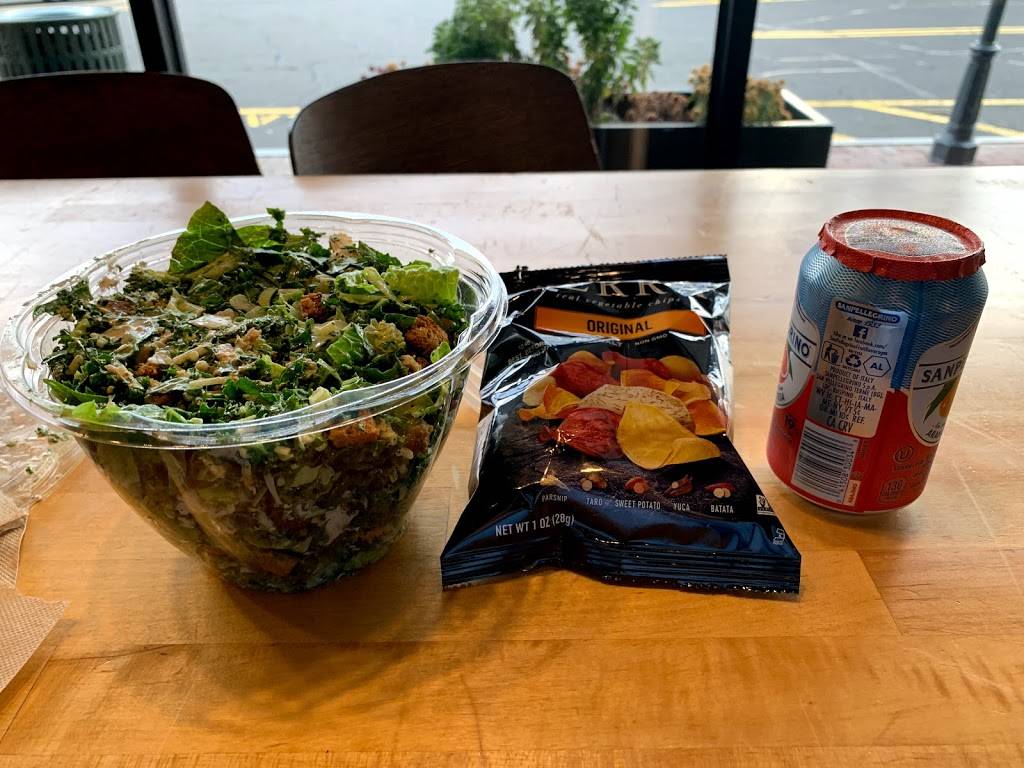 Chopt Creative Salad Co. | restaurant | 1271 E Putnam Ave, Riverside, CT 06878, USA | 2034095811 OR +1 203-409-5811