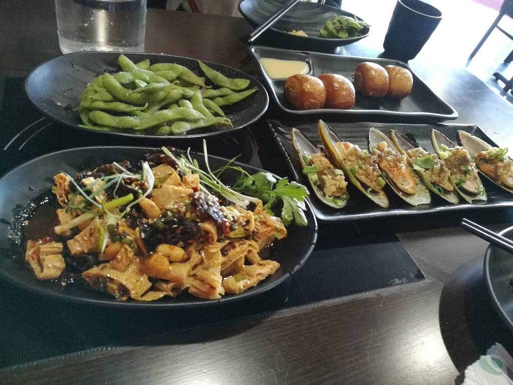 Shang Pin Hot Pot | restaurant | 247 Eastern Ave, Malden, MA 02148, USA | 7816053854 OR +1 781-605-3854