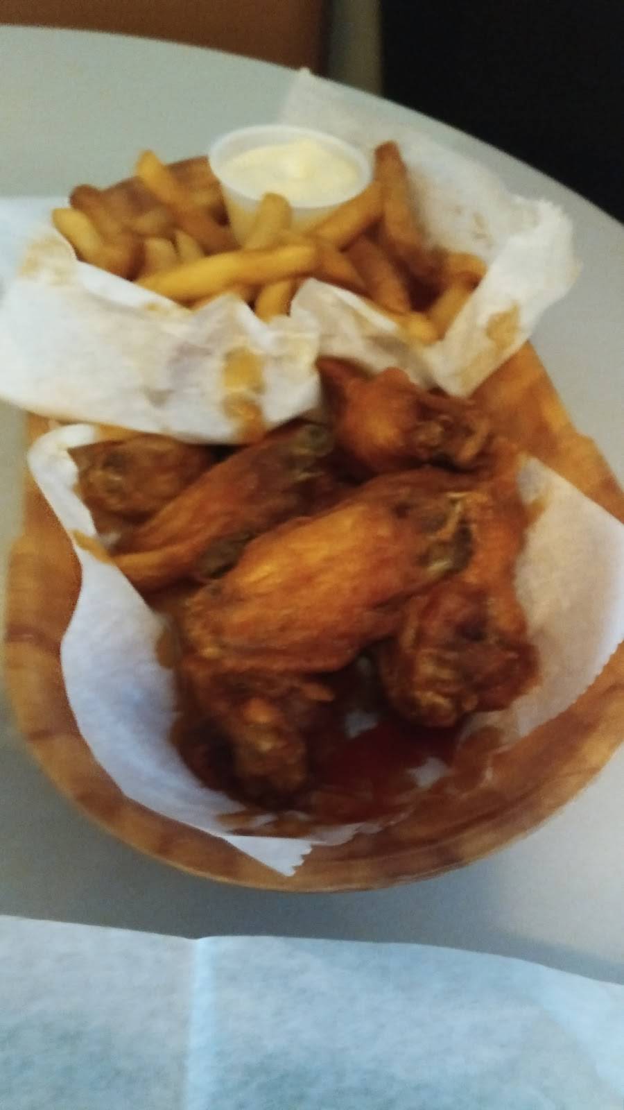 Deacons Bench | restaurant | 227 Oakdale Rd, Johnson City, NY 13790, USA | 6077976741 OR +1 607-797-6741