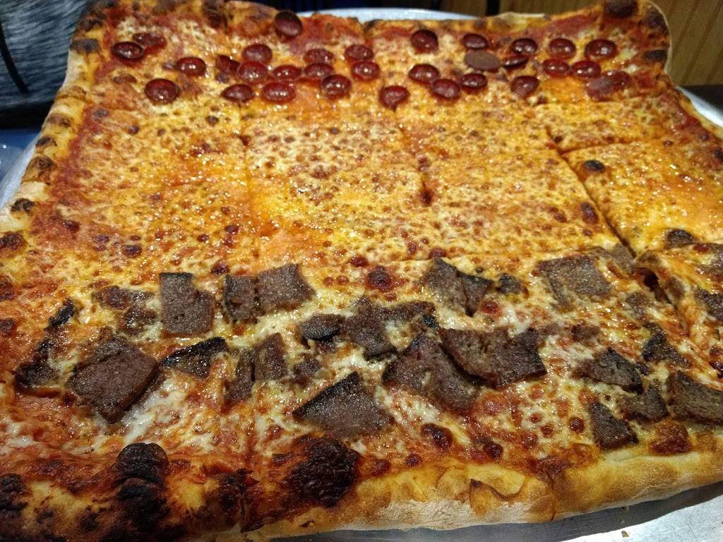 Domenics and Vinnies Pizza | restaurant | 868 Meriden-Waterbury Turnpike, Southington, CT 06489, USA | 8606219846 OR +1 860-621-9846