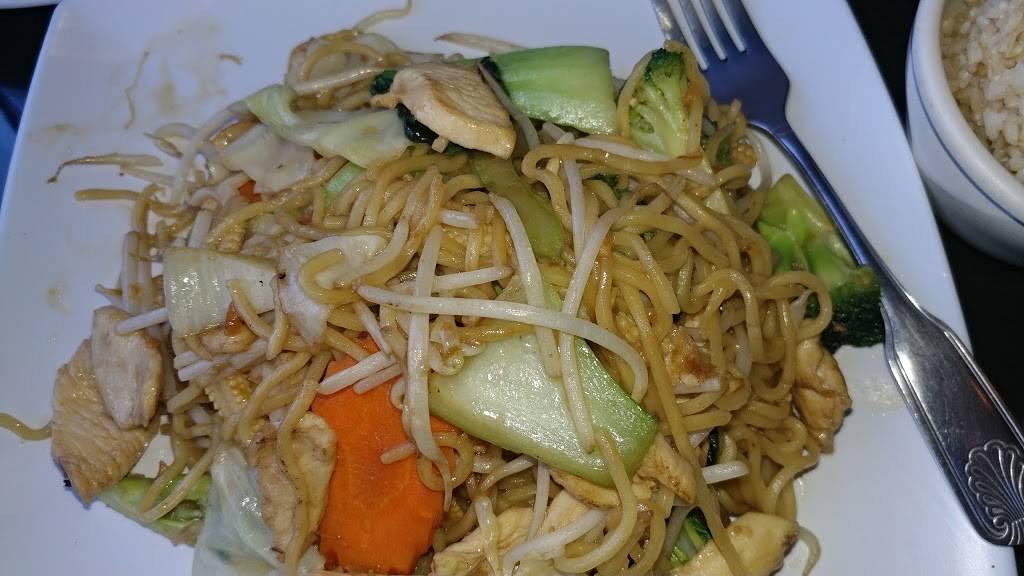 Thai Harbor Restaurant | restaurant | 16103 Bolsa Chica St, Huntington Beach, CA 92649, USA | 7148468986 OR +1 714-846-8986