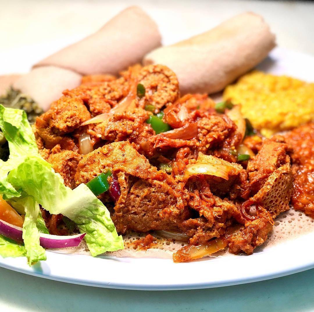 Zoma Ethiopian Restaurant | restaurant | 2240 Lee Rd, Cleveland, OH 44118, USA | 2164653239 OR +1 216-465-3239