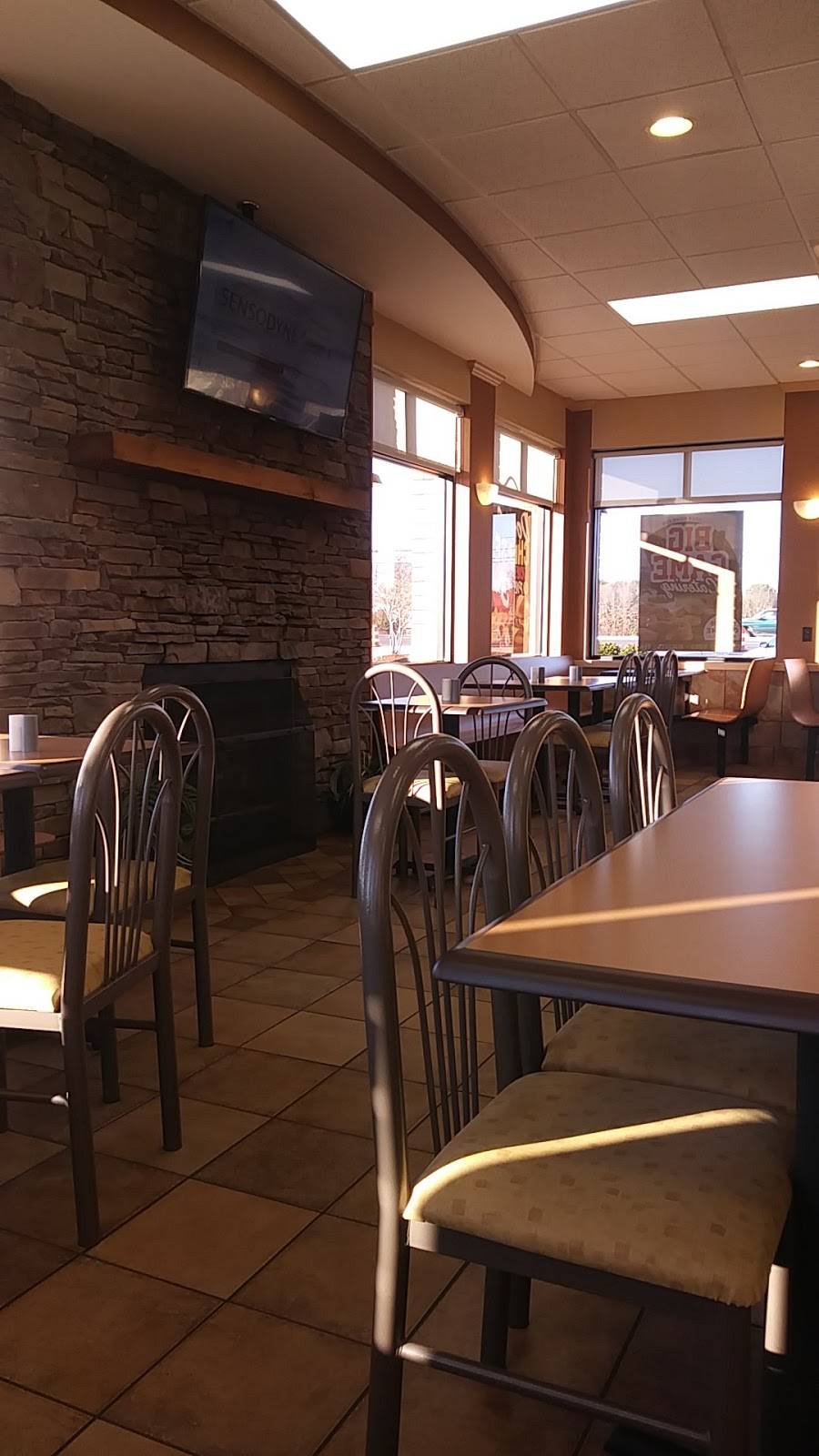 Jacks | restaurant | 15412 Greenfield Dr, Athens, AL 35613, USA | 2562322393 OR +1 256-232-2393