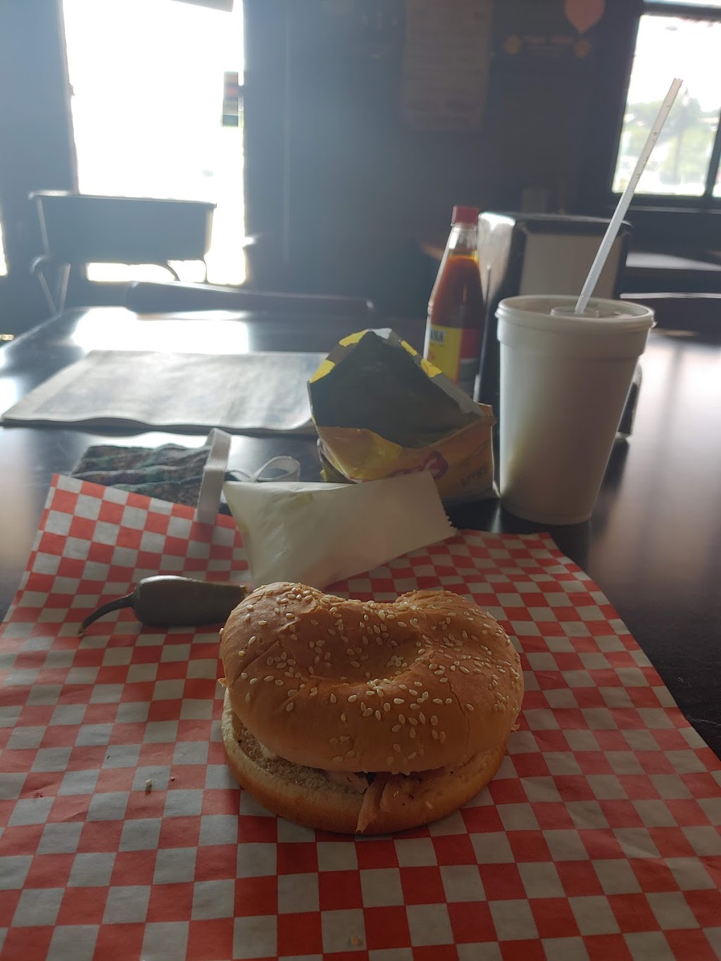 House Park Bar-B-Que | restaurant | 900 W 12th St, Austin, TX 78703, USA | 5124729621 OR +1 512-472-9621