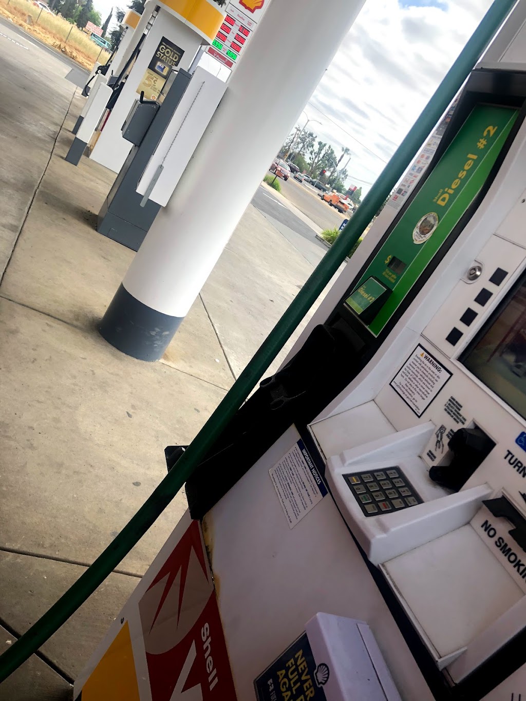 Shell | restaurant | 730 S Plano St, Porterville, CA 93257, USA | 5597843762 OR +1 559-784-3762