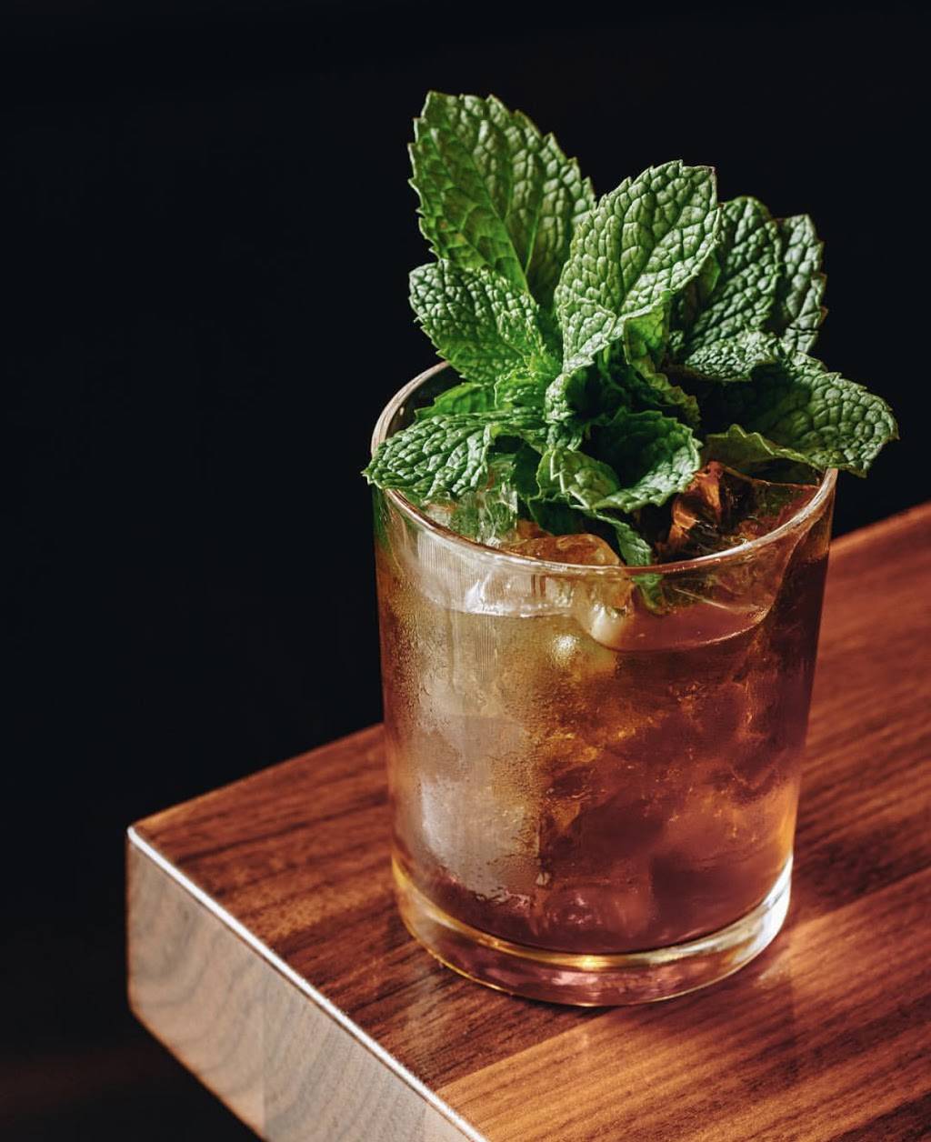 Empire Kitchen & Cocktails | restaurant | 3148 Woodward Ave, Detroit, MI 48201, USA | 3133153131 OR +1 313-315-3131