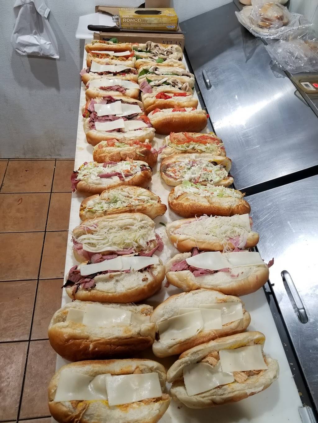 Gabe and Izzys - Sandwich Brothers | restaurant | 173 Sandwich St S, Amherstburg, ON N9V 1E9, Canada | 5197139300 OR +1 519-713-9300