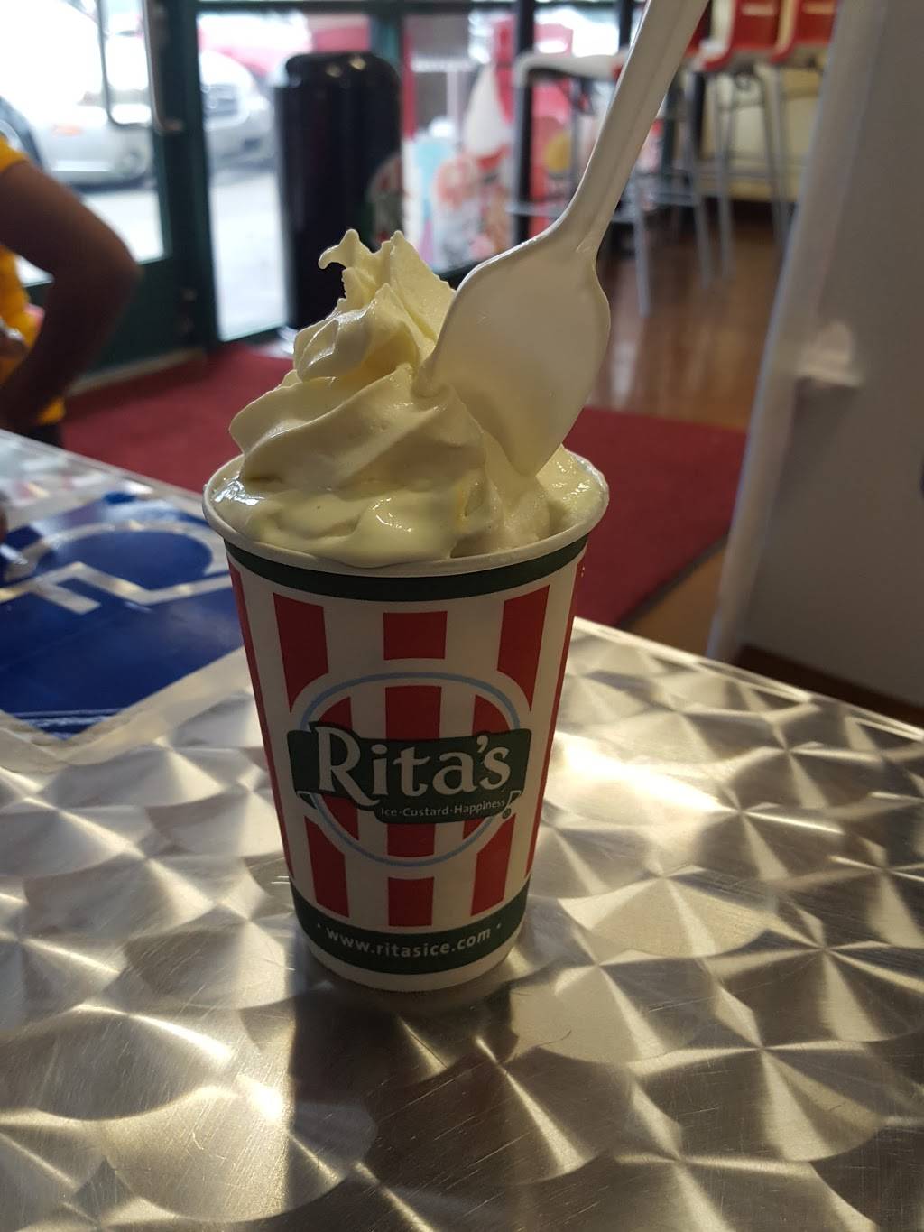 Ritas Italian Ice & Frozen Custard | restaurant | 26775 Hayward Blvd, Hayward, CA 94542, USA | 5103425139 OR +1 510-342-5139