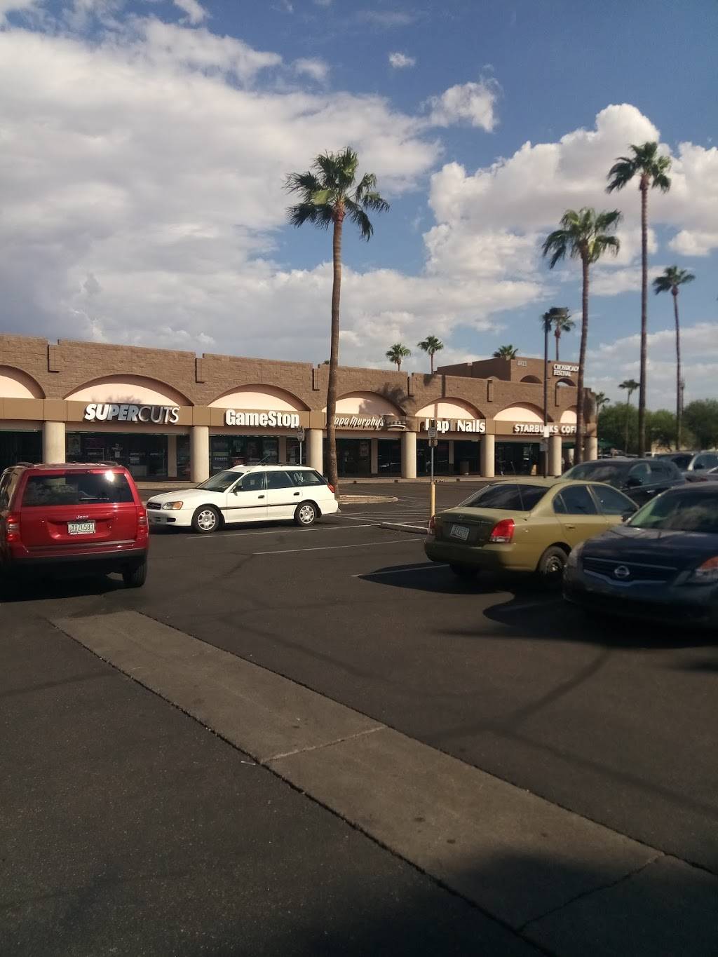 Papa Murphys | Take N Bake Pizza | meal takeaway | 4811 E Grant Rd Suite 107, Tucson, AZ 85712, USA | 5208857272 OR +1 520-885-7272