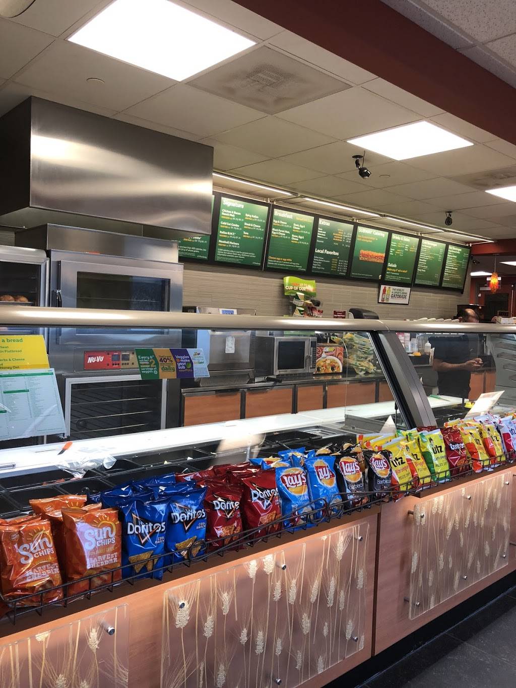 Subway Restaurants | restaurant | 7925 Jones Branch Dr LL-260, McLean, VA 22102, USA | 7039428810 OR +1 703-942-8810