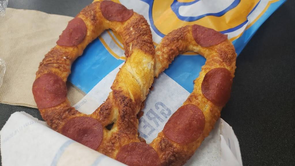 Auntie Annes | cafe | 3382 Murphy Canyon Road, Stonecrest Blvd, San Diego, CA 92123, USA | 8582772599 OR +1 858-277-2599