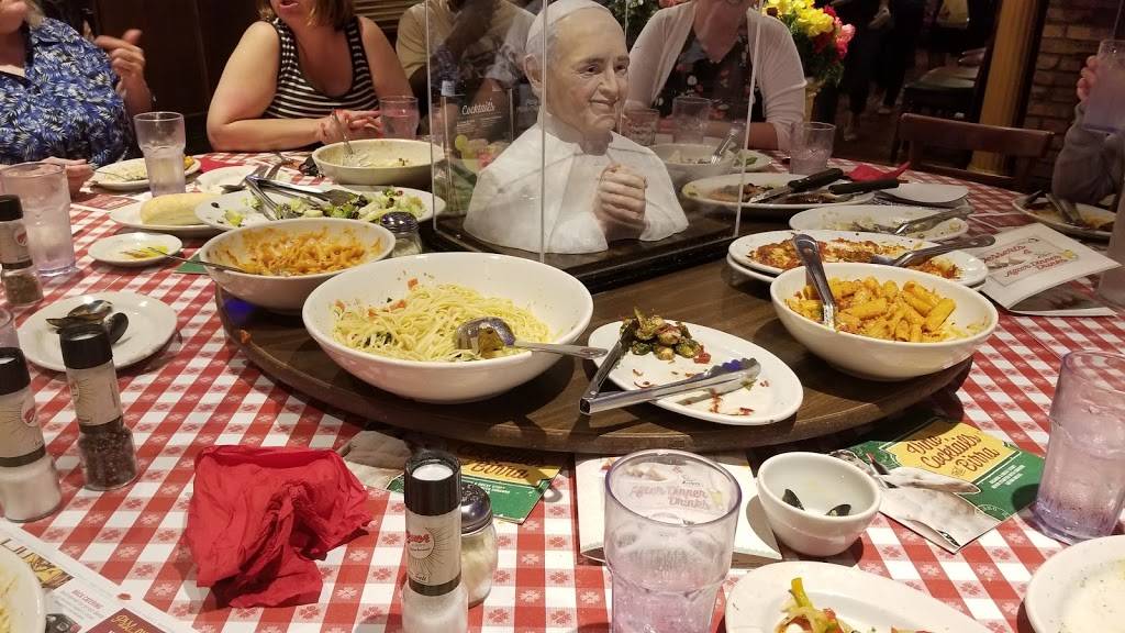 Buca di Beppo Italian Restaurant | restaurant | 2728 Gannon Rd, St Paul, MN 55116, USA | 6517724388 OR +1 651-772-4388