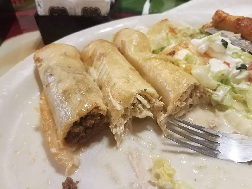 Pelanchos | restaurant | 605 N 12th St, Middlesboro, KY 40965, USA | 6062480303 OR +1 606-248-0303