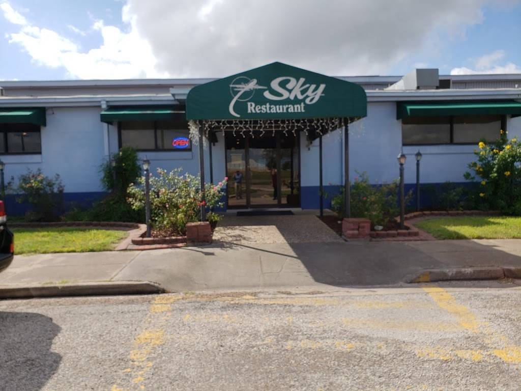 Sky Restaurant | restaurant | 236 Foster Field Dr, Victoria, TX 77904, USA | 3615765335 OR +1 361-576-5335