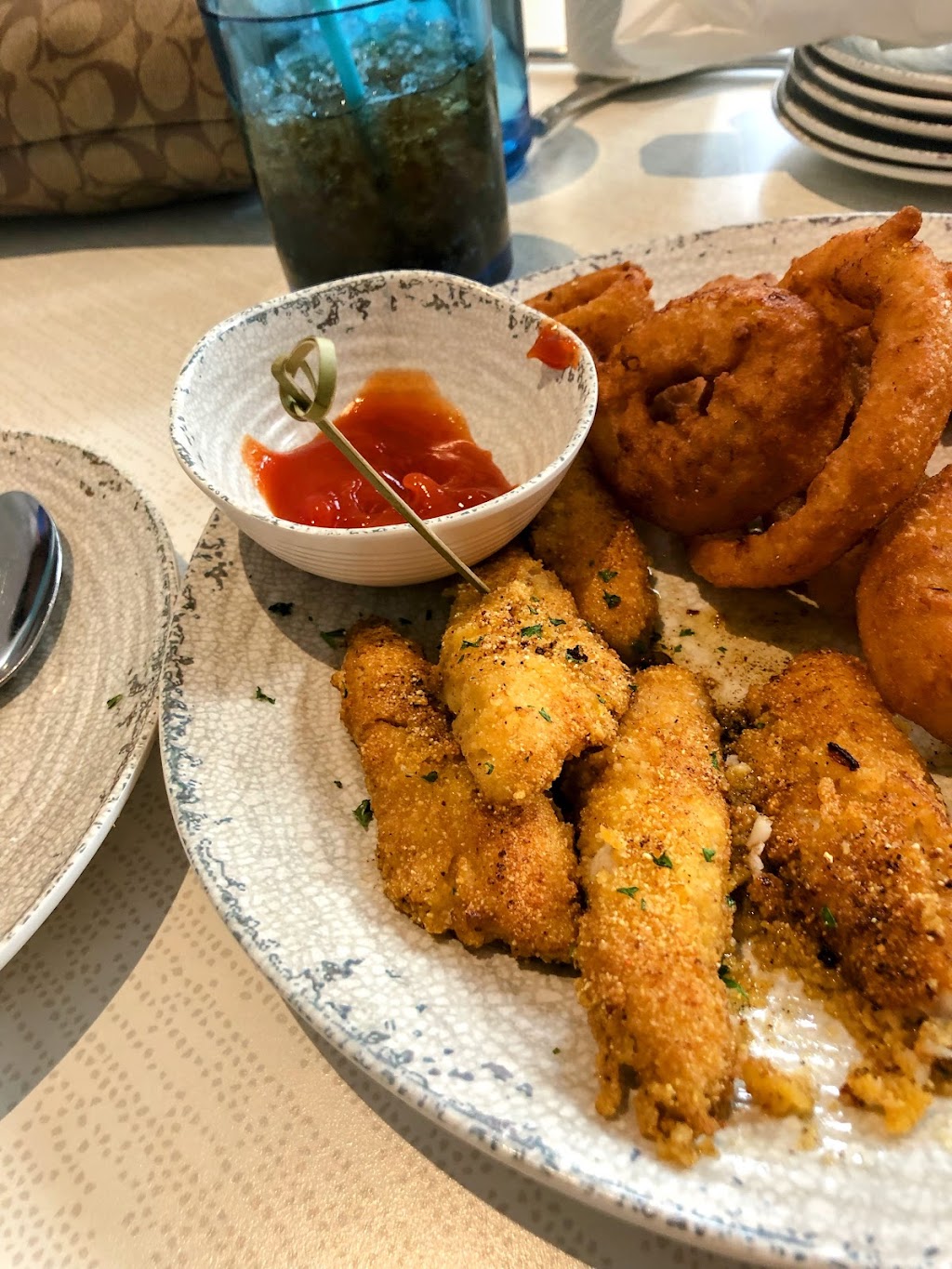 Beacon Corner Bar | restaurant | 38 Fulton St W, Grand Rapids, MI 49503, USA | 6163833800 OR +1 616-383-3800