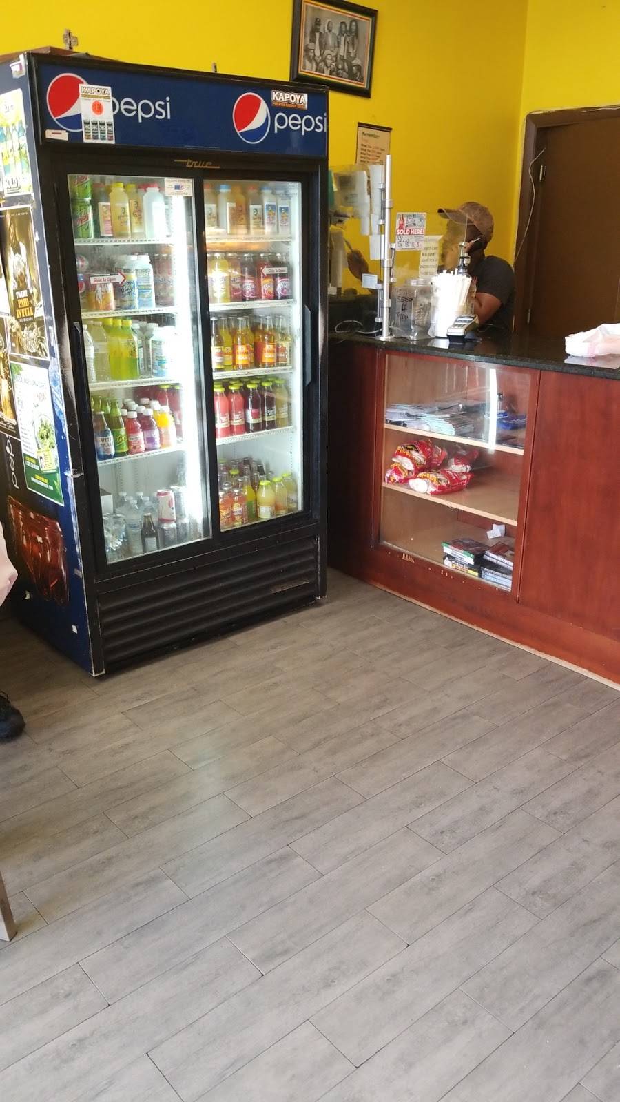 Curlys Caribbean | restaurant | 1892 Abbey Rd, West Palm Beach, FL 33415, USA | 5614347077 OR +1 561-434-7077