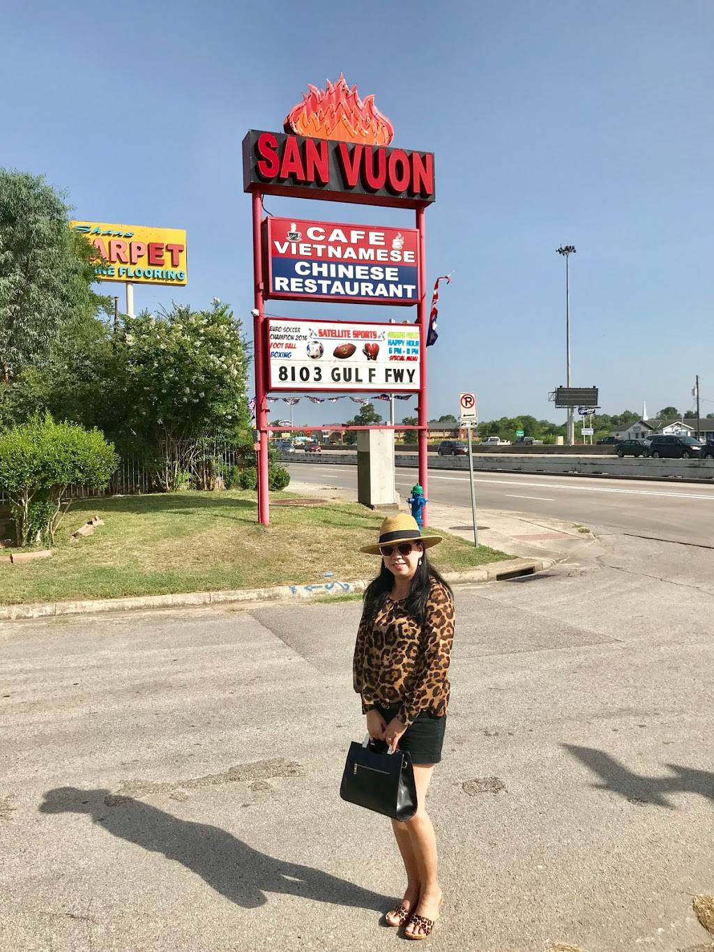 San Vuon Cafe | restaurant | 8103 Gulf Fwy, Houston, TX 77017, USA | 7132420008 OR +1 713-242-0008