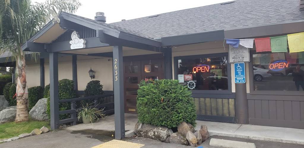 Bua Thai | restaurant | 2633 Bridgeway, Sausalito, CA 94965, USA | 4158879488 OR +1 415-887-9488